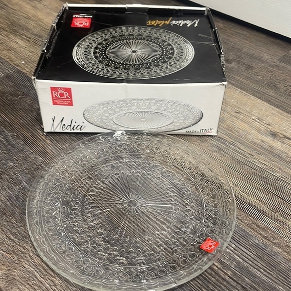 4 Medici dinner plates - Picture 1 of 11